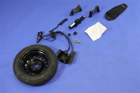 Jeep Compass Spare Tire Kit includes tire, wheel, jack, and entire winch system and - 82212995 ...