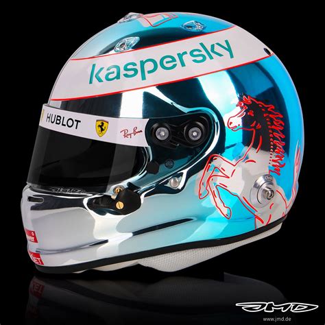 Sebastian Vettel 2021 Helmet - kirjustenblogi