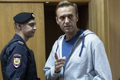 Russia’s Navalny in Coma, Allegedly Poisoned by Toxic Tea | Courthouse News Service