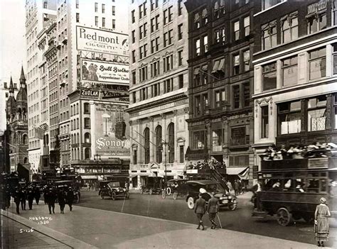 Fifth Avenue and 42nd Street, New York City, 1920 | Nyc history ...