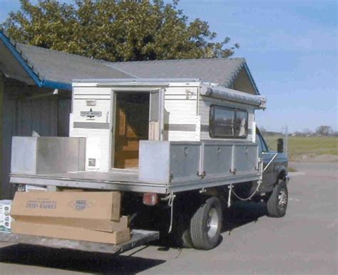 flatbed trucks - Wander the West | Truck camping, Camper, Camper beds