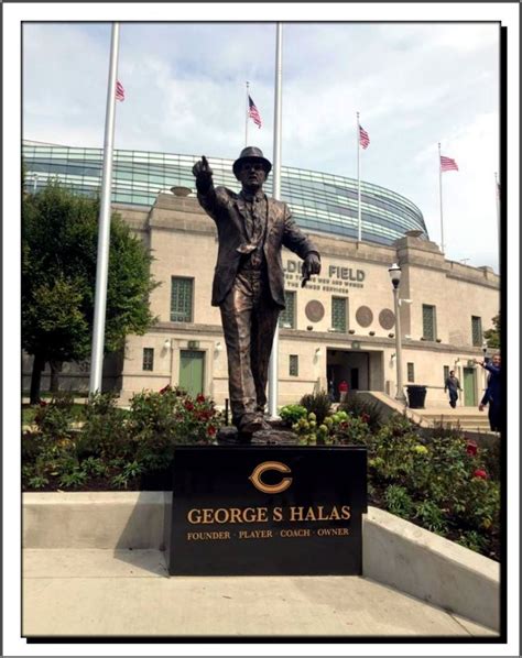 George Halas Statue (09/05/2019) | Chicago bears football, Chicago bears, Nfl chicago bears