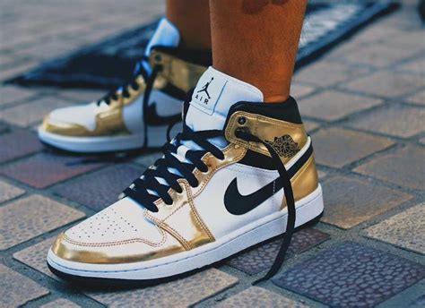 The Air Jordan 1 Mid "White Metallic Gold" Finally Gets a Release Date ...