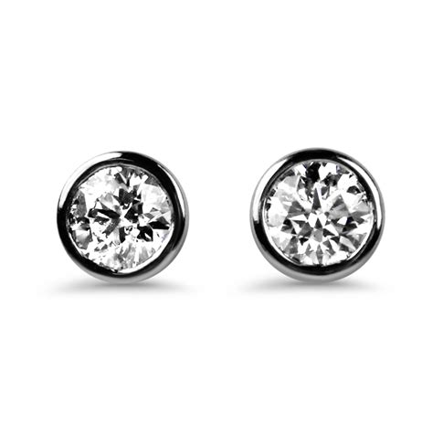 Hearts on Fire Estate Platinum Bezel Set Diamond Stud Earrings – Springer's