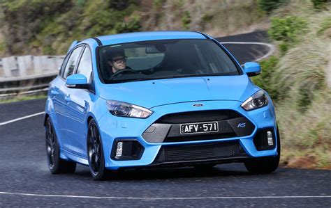 Review - 2017 Ford Focus RS - Review
