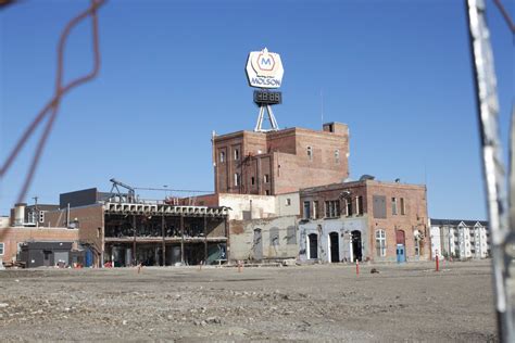 Partially Demolished Molson Brewery, Edmonton, AB [2376x1584] [OC] : r/AbandonedPorn