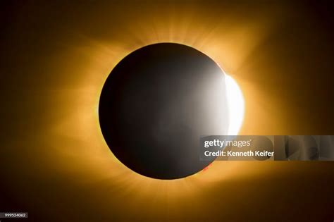 Total Solar Eclipse Diamond Ring Effect High-Res Stock Photo - Getty Images