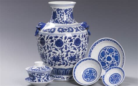 Different Types of China (Chinese Porcelain