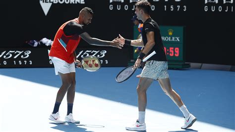 Unruly Fan Ejected from Australian Open Mens Doubles Final - Crenk