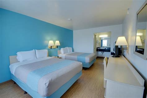 MOTEL 6 WEBSTER, TX - HOUSTON - NASA LAKE $50 ($̶5̶9̶) - Prices & Reviews