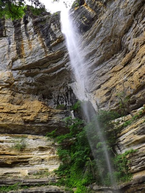 Hemmed-in Hollow Falls (Buffalo River) Photos 2013 | Arklahoma Hiker