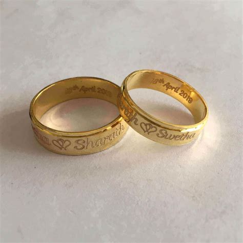 Lovely Name Engraved Couple Rings