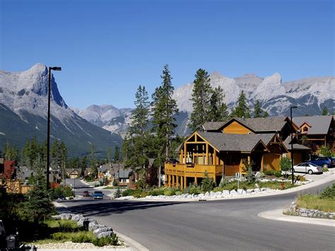 canmore-alberta - ReNew Canada