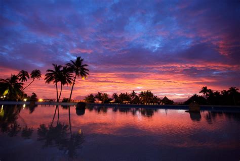 Tahiti sunset | Beach sunset wallpaper, Sunset wallpaper, Beautiful sunset