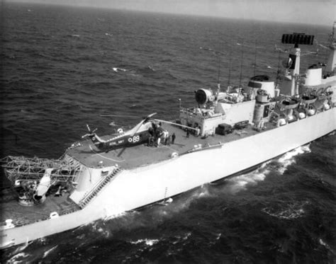 HMS Devonshire D02 at sea undertaking Westland Wessex HAS1… | Flickr