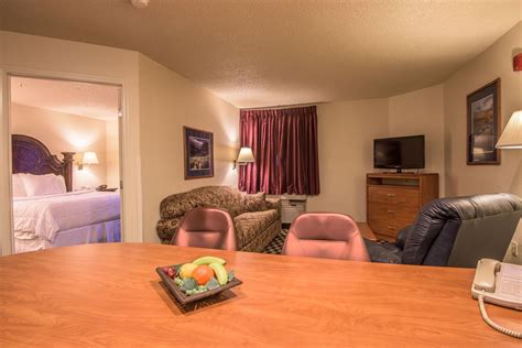 Discount Coupon for MCM Elegante Suites in Colorado Springs, Colorado ...