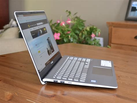 Review: the big, yet slim ASUS VivoBook S15 | Best Buy Blog