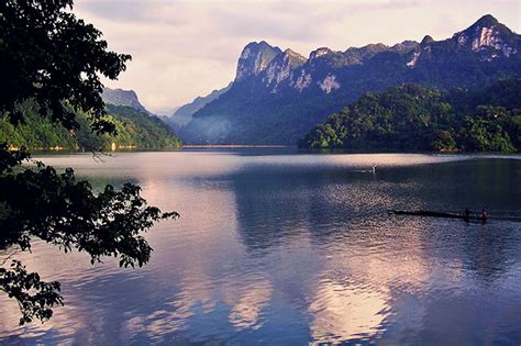 Top 8 Vietnam National Parks for Nature-Oriented Trip