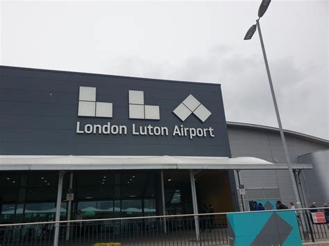 London Luton Airport | London luton airport, Luton, London