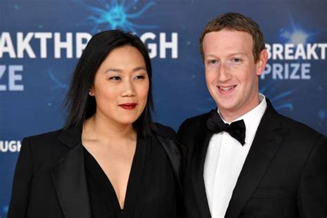 Mark Zuckerberg And Priscilla Chan: From College Sweethearts To ...