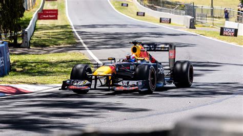 Liam Lawson takes in ‘really crazy’ Bathurst Formula 1 car run with Red ...