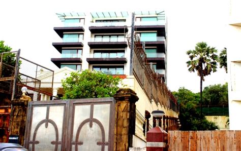 7 Top Bollywood Celebrity Homes In India - Indiatimes.com