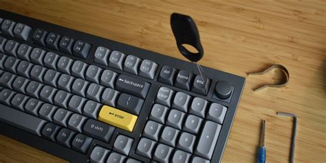 Keychron Q5 Review: An Outstanding, Chunky, Customizable Mechanical ...