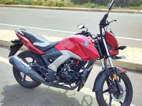 Honda CB Unicorn 160 Review - GaadiKey