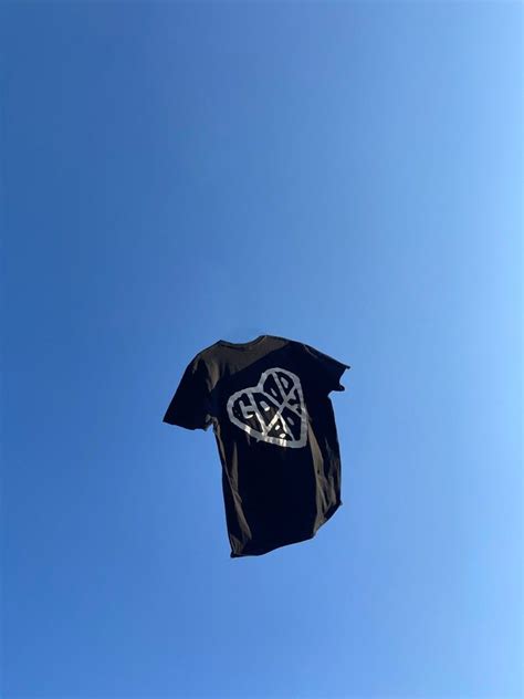 goodboy heart by ngoshii @goodboyachives | Black, T shirt, Shirts