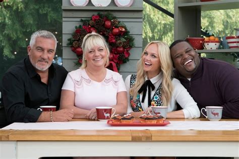 Who are the hosts and judges of The Great American Baking Show: Holiday Edition?