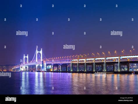 Suspension bridge in Busan Stock Photo - Alamy