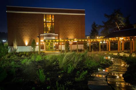 Book McMenamins Anderson School in Bothell | Hotels.com