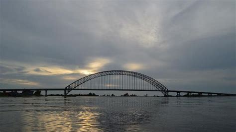 Inilah 5 Jembatan Terindah Di Indonesia