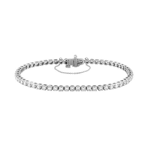 Our Ultimate Tennis Bracelet Buying Guide | The Diamond Pro