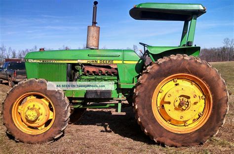 John Deere 2950