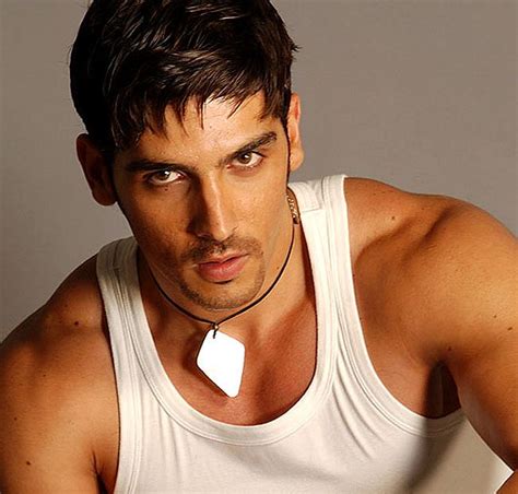 Zayed Khan Hairstyle looks something natural. | Zayed khan, Bollywood ...