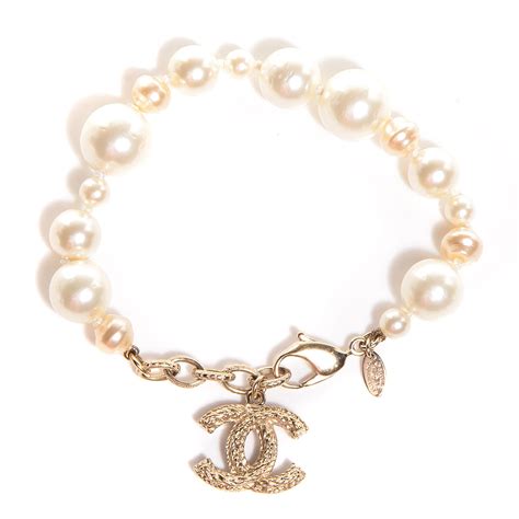 CHANEL Pearl CC Bracelet Gold 93077