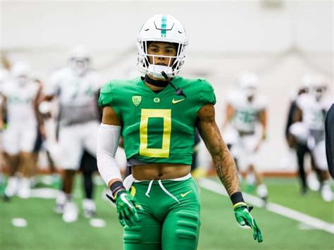 CHRISTIAN GONZALEZ IS OUT TO PROVE HE MADE A GOOD DECISION WITH TRANSFER – The Oregon Corner ...