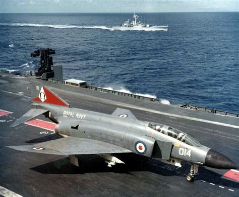 Pin by tet oh on McDonnell Douglas F-4K Phantom II in UK service | Hms ...