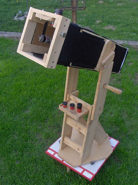 Spacetology: 40+ Epic Homemade Telescopes (w/ How To Make Guides)