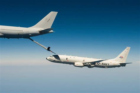 Cool photos show RAAF KC-30A tanker refuelling U.S. Navy P-8A Poseidon ...