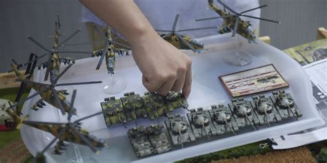 History Back on the Table With Miniature War Games - Temasek