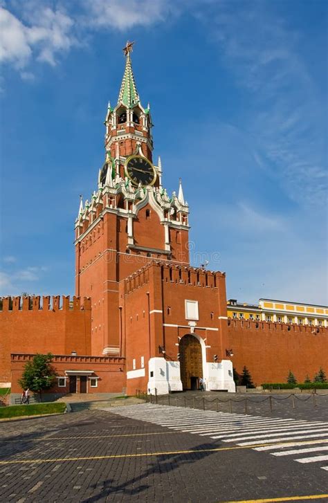 Moscow Kremlin tower stock image. Image of moscow, walls - 8302337