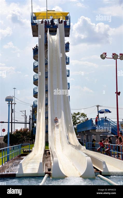 Water slide at Hurricane Harbor waterpark , Six Flags Over Texas ...