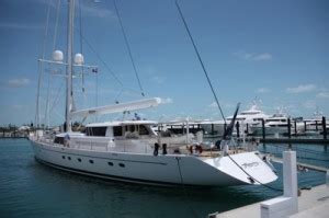 Albany Marina … New Providence Island (Nassau), BahamasCommuter Cruiser ...