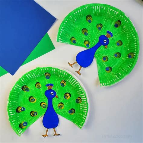 Paper Plate Peacock Craft {Free Template}