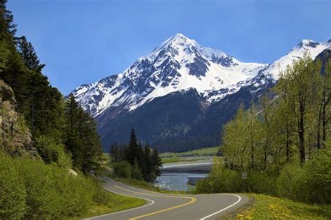 Top 10 Best Road Trips in the USA You Should Try! - 2024