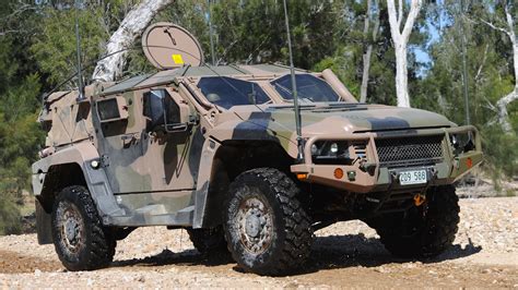 The Australian built Hawkei 7-tonne vehicle has won the $1.5 billion army contract. | Military ...