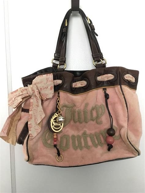 Pink Juicy Couture Daydreamer Handbag | Handbag, Juicy couture, Chanel deauville tote bag