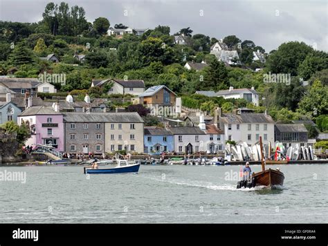 View from dittisham quay of the river ferry hi-res stock photography ...